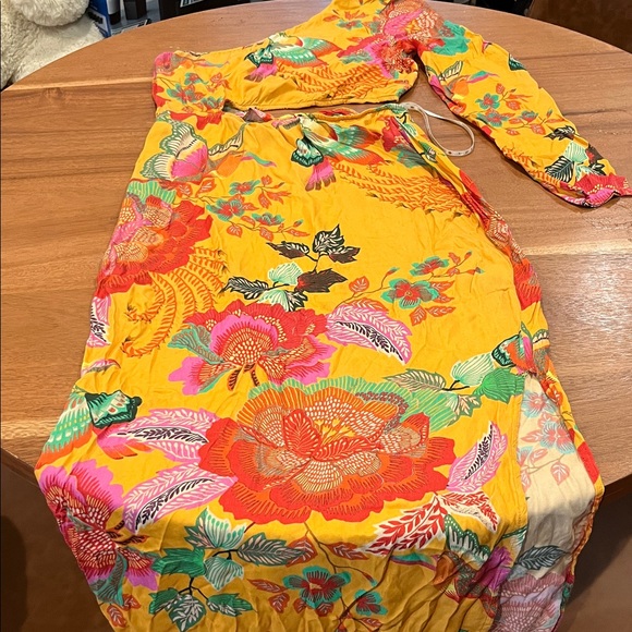 FARM Rio Dresses & Skirts - farm rio One-Shoulder Dress with Bird Print